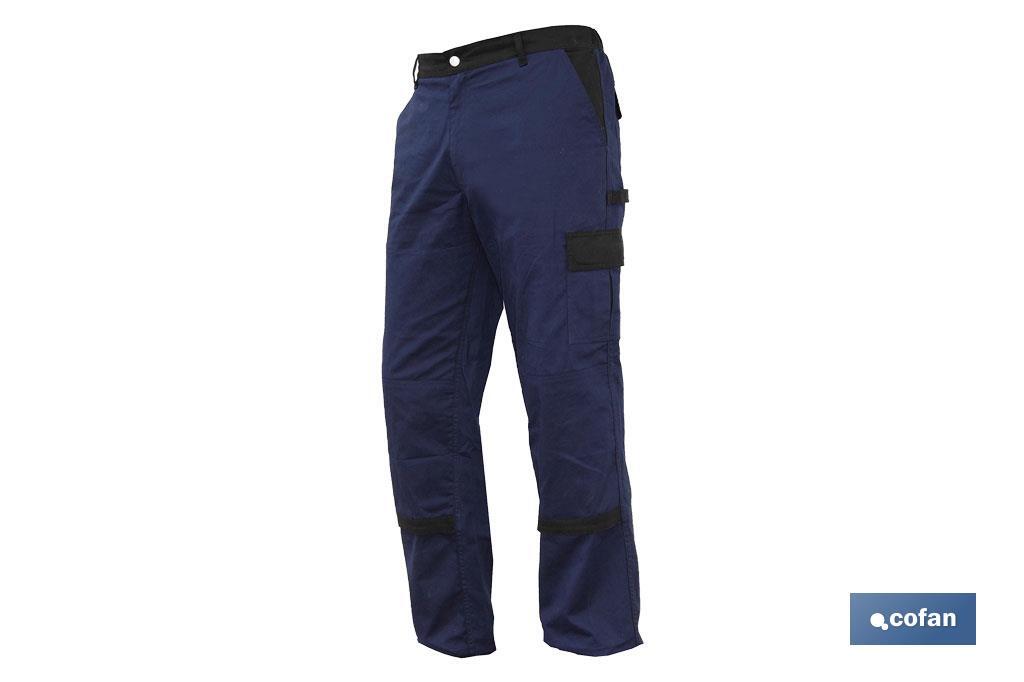 Pantalón de Trabajo | Flex | Modelo Jano | Slim Fit | Composición 97,76% Algodón y 2,24% Elastano | Color Azul Marino/Negro